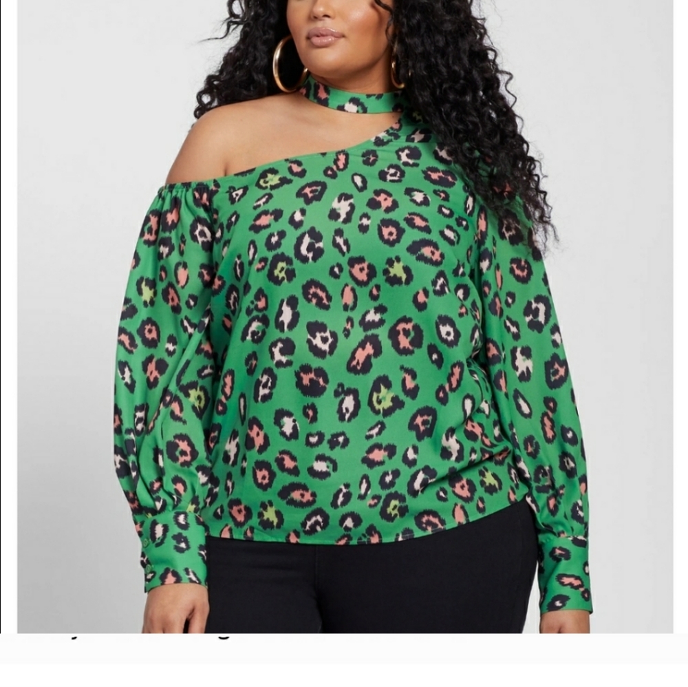 Fashion to Figure Green Animal Print Off the Shoulder Choker Top size 22/24 BNWT